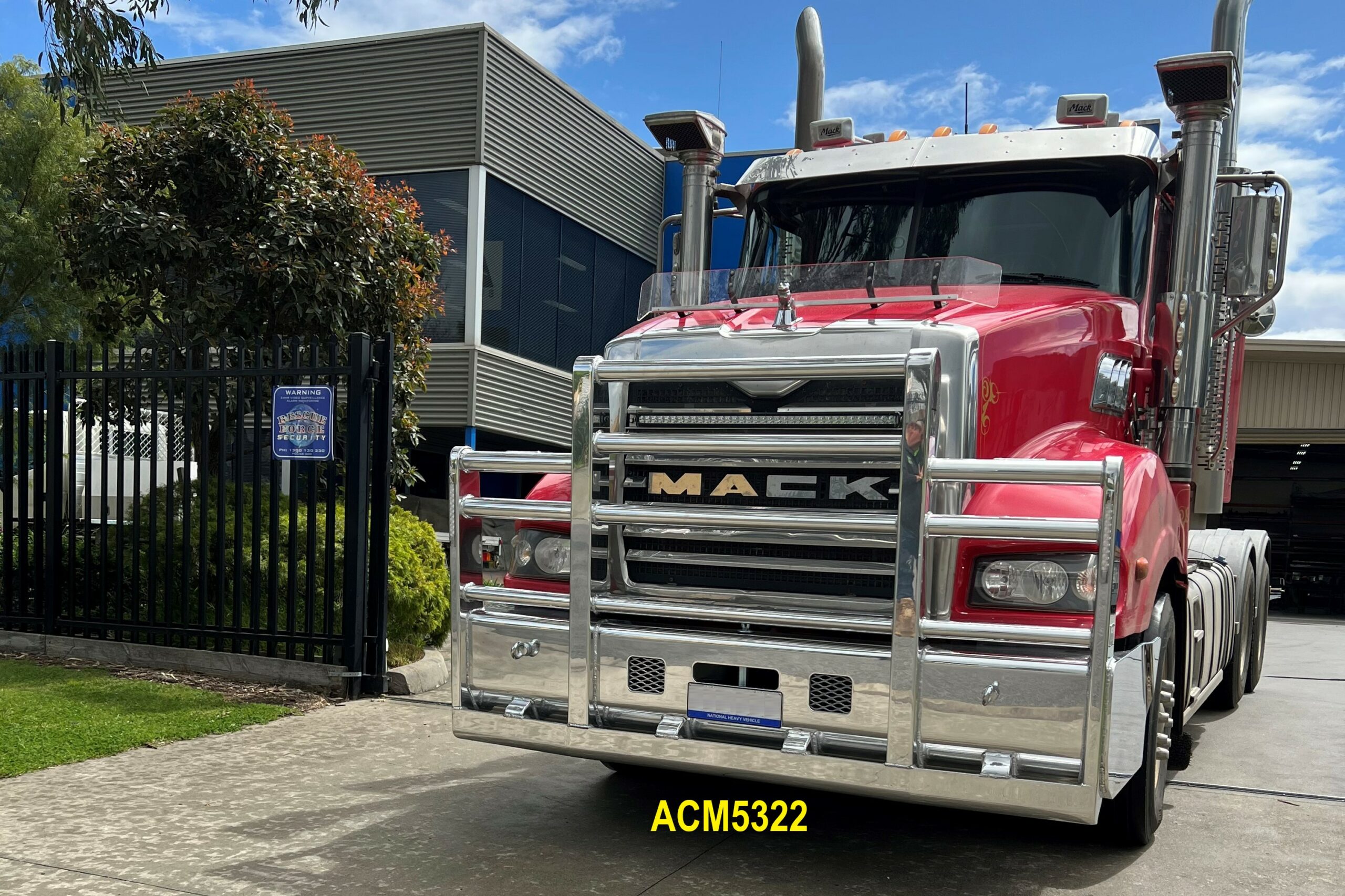 MACK TRIDENT AB ACMBullbars