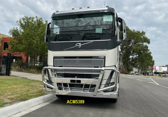 Acm5389 Volvo Fh 21+ 5ap Low Profile Bullbar 02 Web