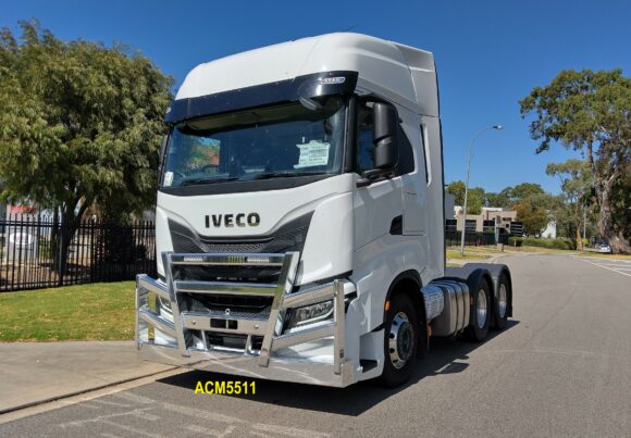 Acm5511 Iveco S Way Ad At As 5a Led Insert Bullbar 08 Web