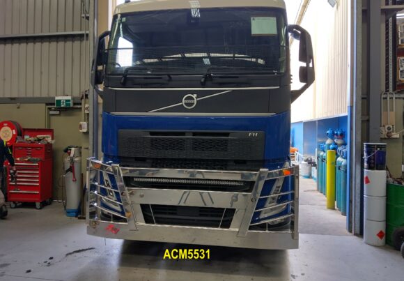 Acm5531 Volvo Fh 11 2023+ 5a Compact No Led Bullbar 01 Web