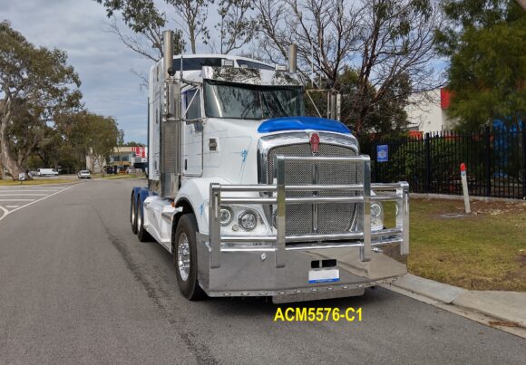 Acm5576 C1 Kenworth T609 5a High Texas Bullbar 04 Web