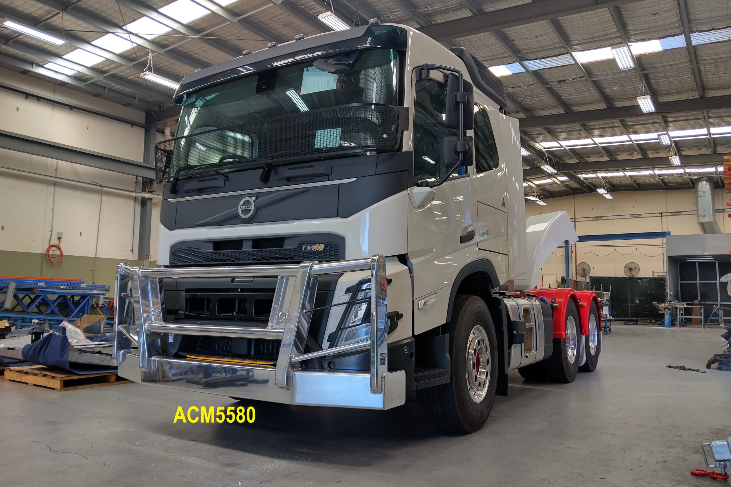 Acm5580 Volvo Fmx 11 2023+ 5a Low Profile Bullbar 05 Web