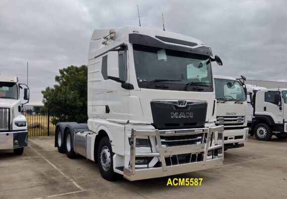 Acm5587 Man Tgx Tg3 22+ 5a Compact Bullbar 07 Web