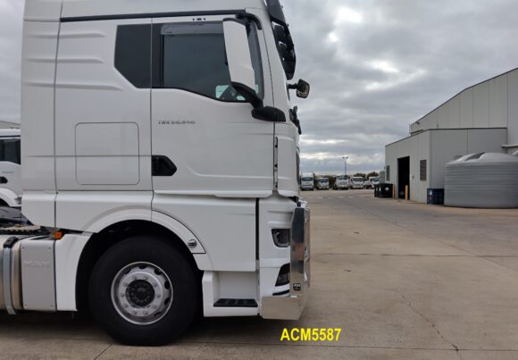 Acm5587 Man Tgx Tg3 22+ 5a Compact Bullbar 13 Web