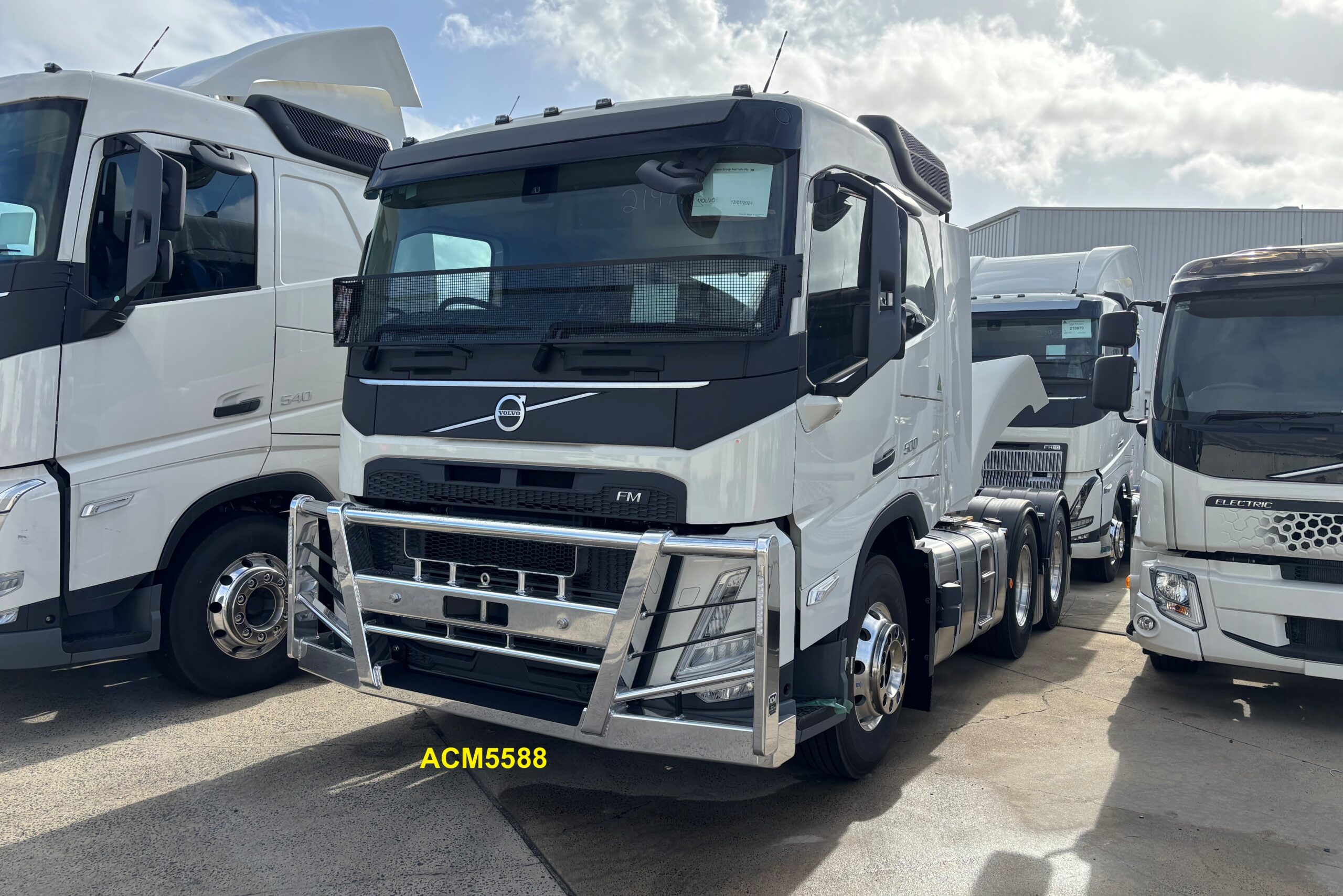 Acm5588 Volvo Fm 11 2023+ 5a Low Profile Bullbar 01 Web