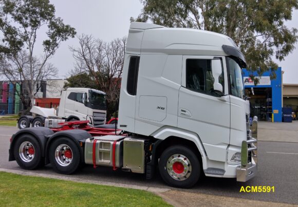 Acm5591 Daf Xg 24+ 5a High Top Bullbar 06 Web