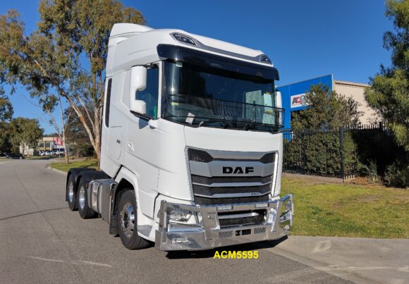 Acm5595 Daf Xg 5a Low Profile Led Insert Bullbar 07 Web