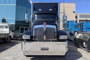 Acm5634 Kenworth T300 With T359 Front Aero Bumper 04