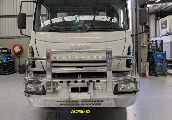 Acm5582 Iveco Eurocargo Ml 05 08 5ap Bullbar 01 Web