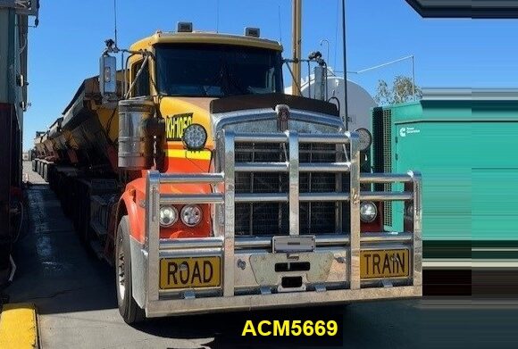 Acm5669 Kenworth T659 5 Post 6a Ø88 Offset Pipe Bullbar 01 Web