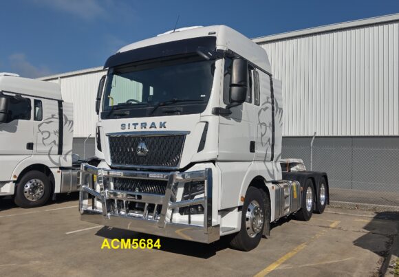 Acm5684 Sitrak C9h 5a Low Profile Led Insert Bullbar 07 Web