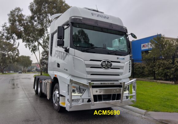 Acm5690 Faw J7 5a Compact Bullbar 16 Weba